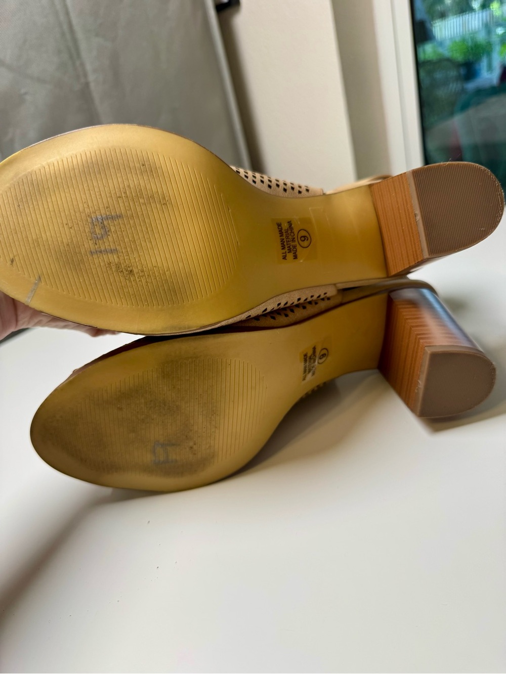 Perforated Peep-Toe Block Heel Sandals - Tan - Picture 3 of 4